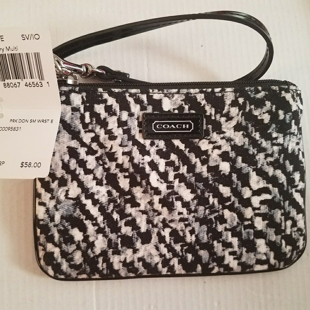 Coach wristlet NWT